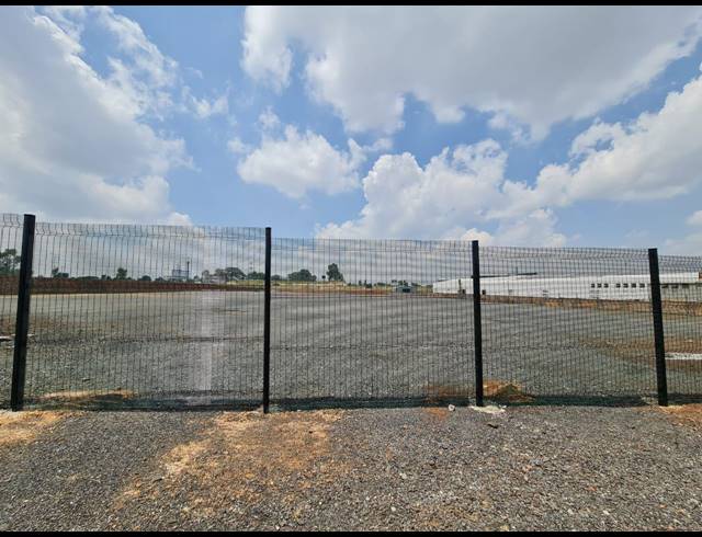12,082M² VACANT LAND TO LET IN DENVER